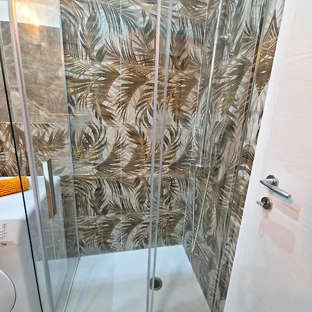 Casa Chleo דירה
